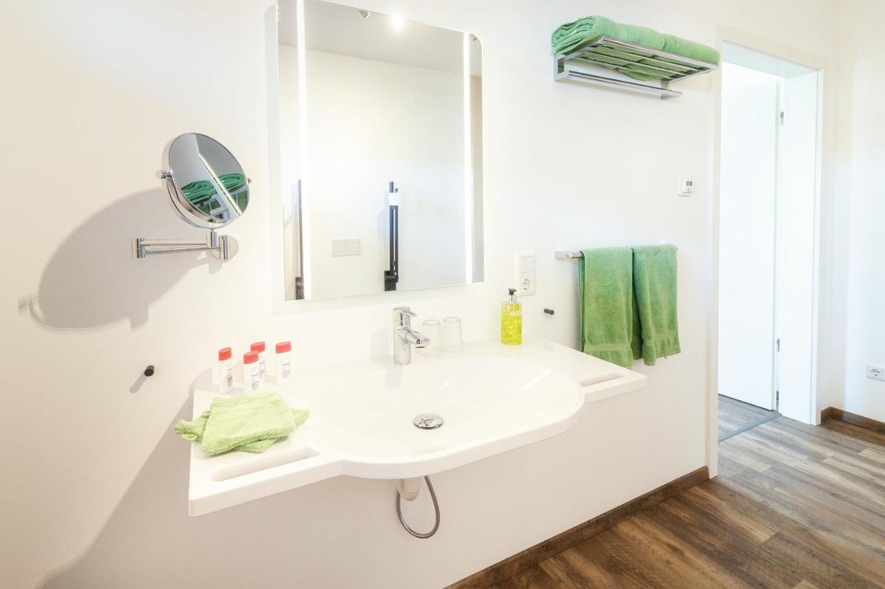 Ferienwohnung Bergaecker Neualbenreuth Buitenkant foto