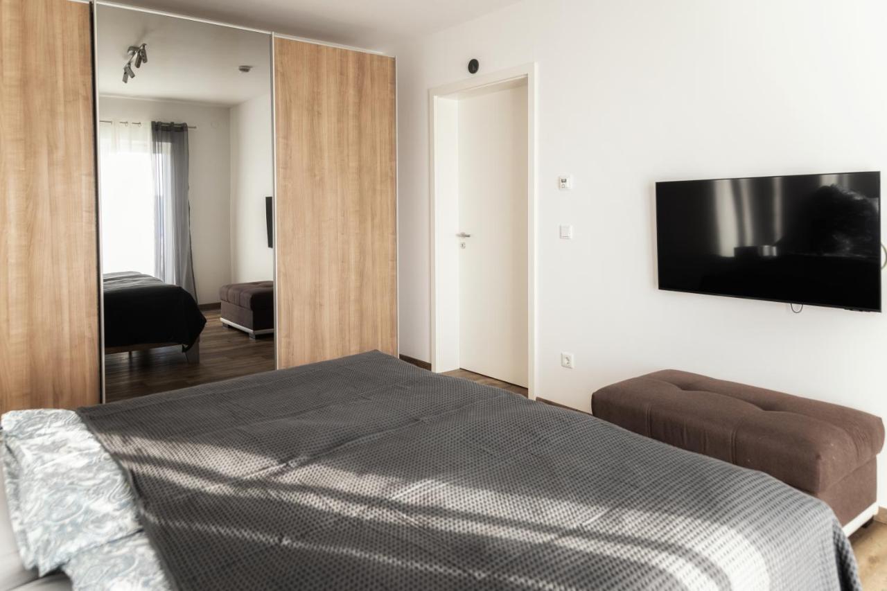 Ferienwohnung Bergaecker Neualbenreuth Buitenkant foto